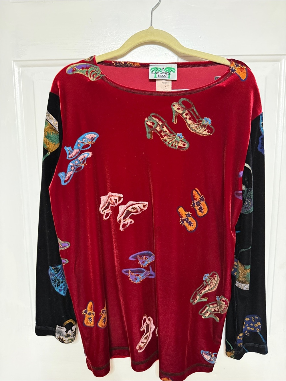 CoConut Bay Medium Velvet Shoes on 2 tone tunic purses on sleeves. 28”length